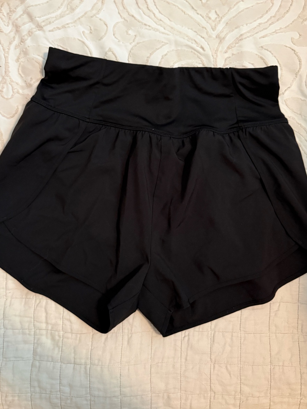 Love Tree Black Active Shorts